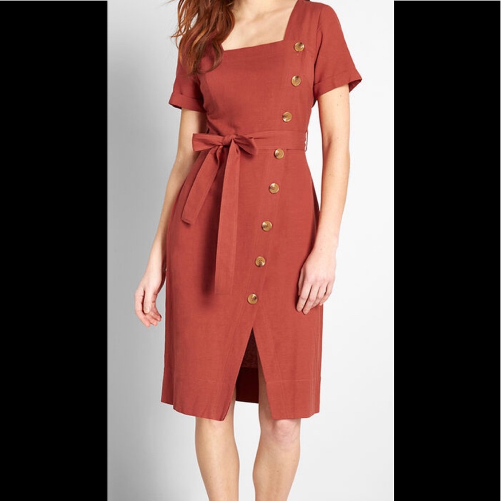 Vintage inspired Gilli short sleeved dress!